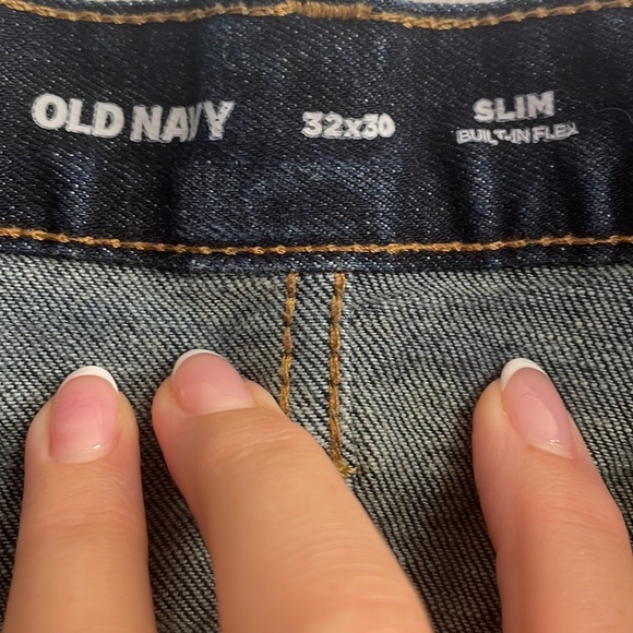 Old Navy Men’s Slim Fit Jeans - Picture 4 of 10